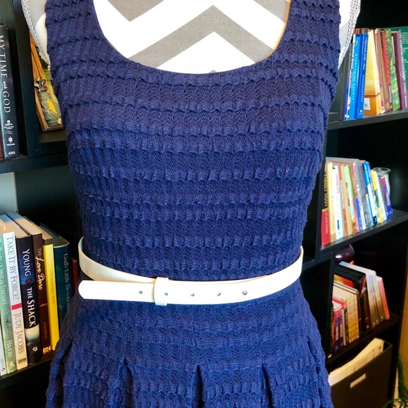 GUESS Navy Pucker Knit Skater Dress - Picture 3 of 6